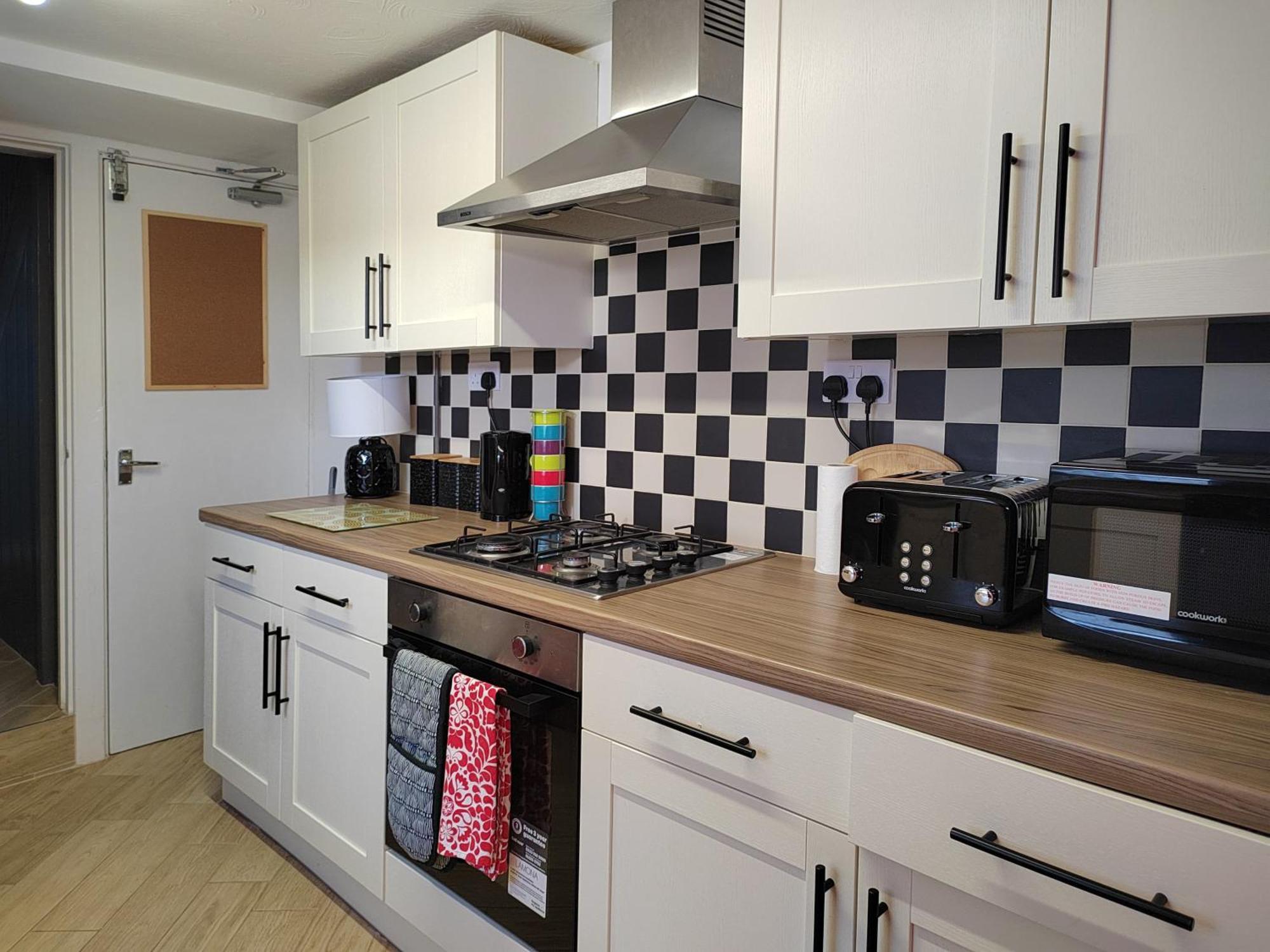 Granville 5Br Townhouse - Ideal For Groups, Families Or Contractors By Suitely Cheltenham Luaran gambar